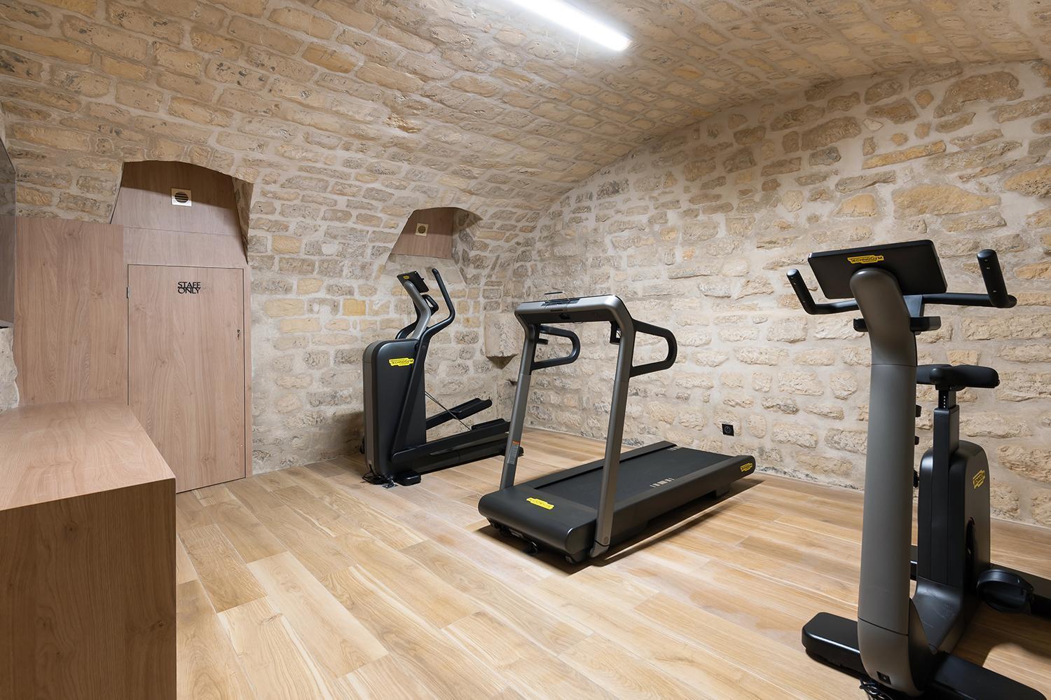 Les Suites Hcr Париж Экстерьер фото