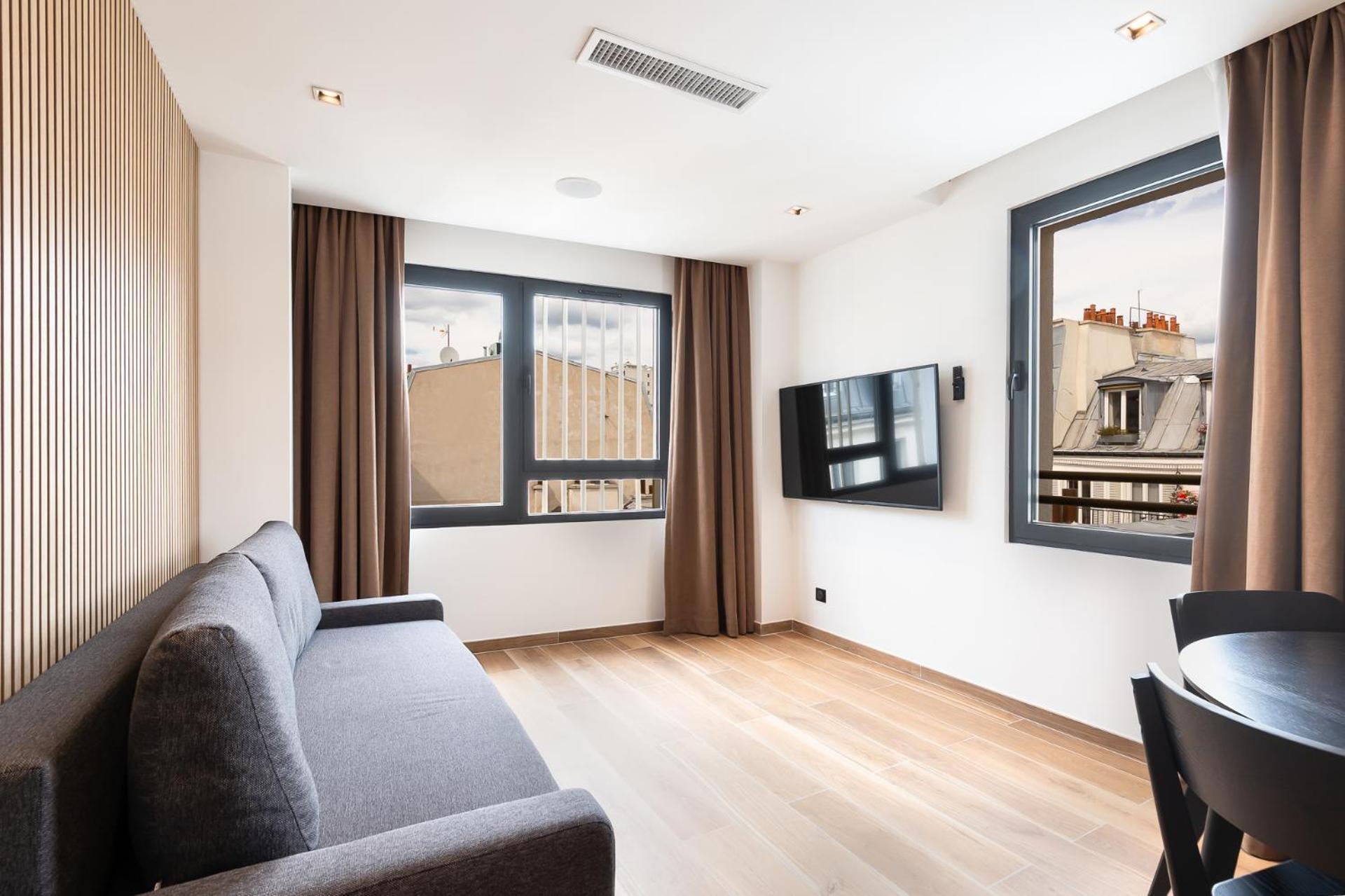 Les Suites Hcr Париж Экстерьер фото