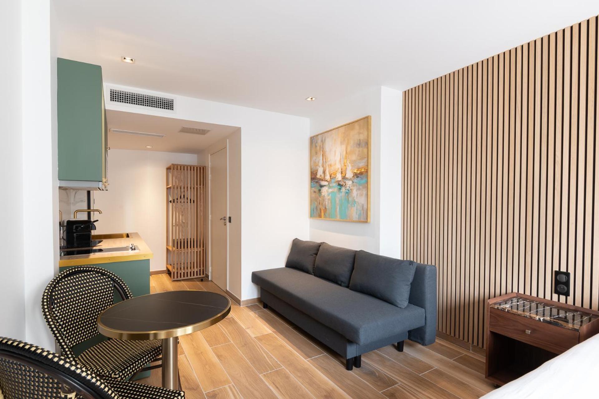 Les Suites Hcr Париж Экстерьер фото